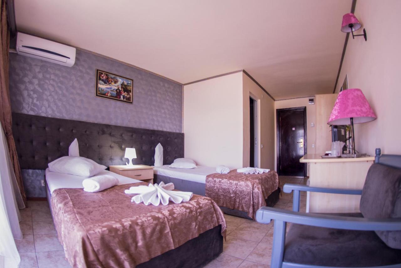 Voila Mamaia Otel Dış mekan fotoğraf