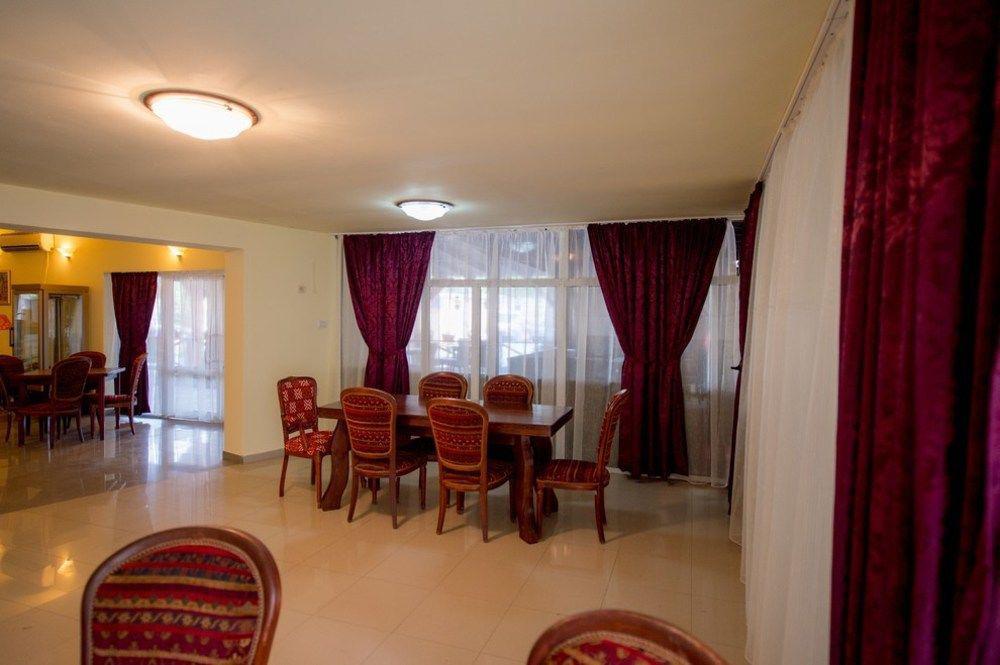 Voila Mamaia Otel Dış mekan fotoğraf