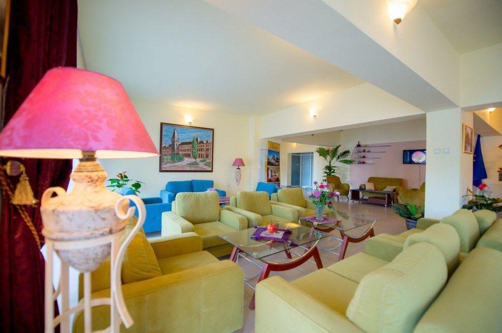 Voila Mamaia Otel Dış mekan fotoğraf