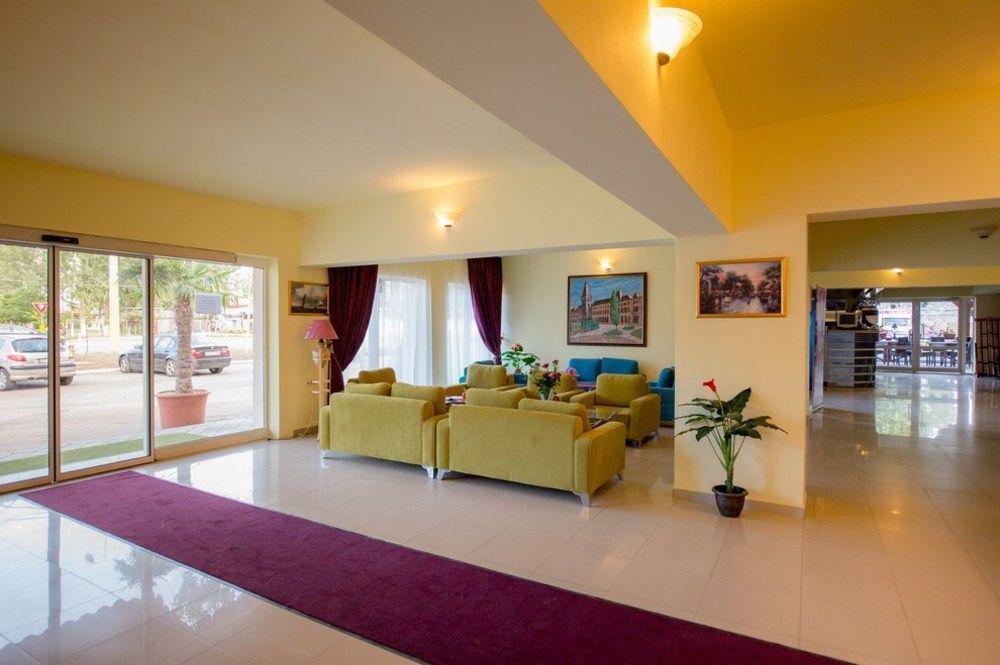 Voila Mamaia Otel Dış mekan fotoğraf